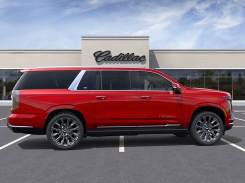 New 2026 Cadillac Escalade ESV Luxury AWD/4WD image 7