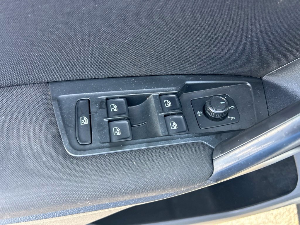 Used 2021 Volkswagen Tiguan S AWD/4WD image 32