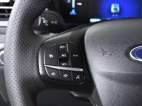 Used 2025 Ford Escape ST-Line Select image 11