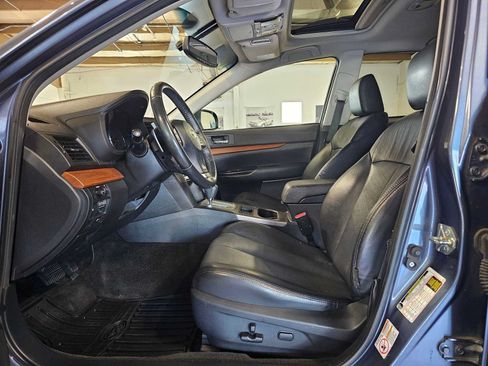Used 2013 Subaru Outback 2.5i Limited w/ Moonroof Pkg AWD/4WD image 22