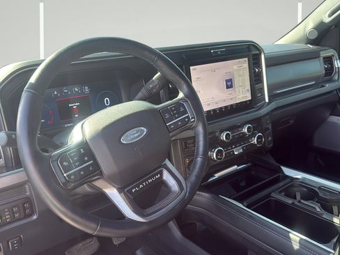 Used 2025 Ford F250 Platinum AWD/4WD image 13