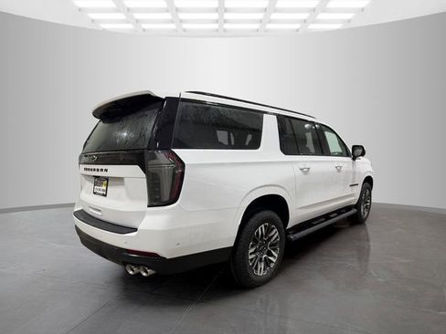 New 2026 Chevrolet Suburban Z71 w/ Comfort Package image 10