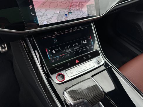 Used 2025 Audi S8 w/ Executive Package AWD/4WD image 23