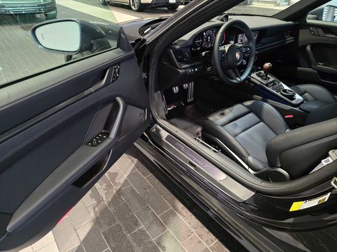 New 2026 Porsche 911 Carrera T image 23