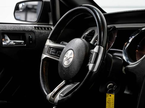 Used 2012 Ford Mustang GT Premium w/ Brembo Brake Pkg image 13