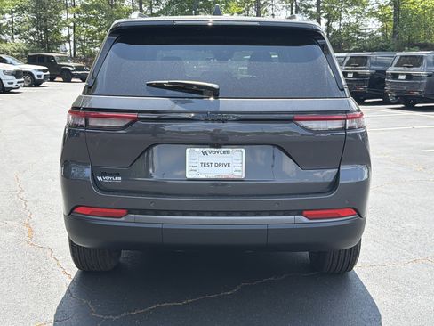 New 2026 Jeep Grand Cherokee Altitude AWD/4WD image 7