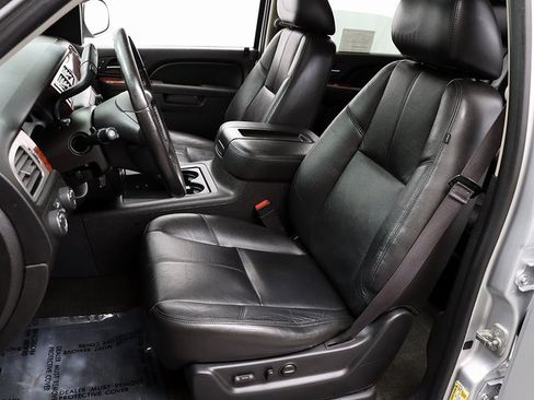 Used 2013 Chevrolet Tahoe LT w/ Luxury Package image 9