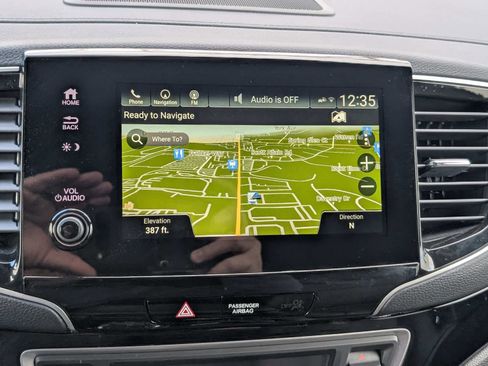 Certified 2025 Honda Passport Black Edition image 30