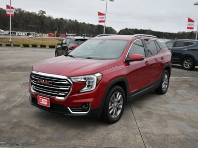 Used 2024 GMC Terrain SLT