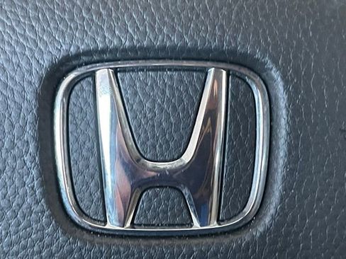 Certified 2025 Honda HR-V LX image 11