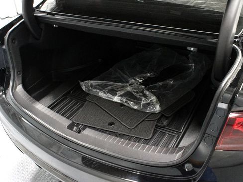 Used 2019 Acura TLX w/ Technology & A-SPEC Package FWD image 16