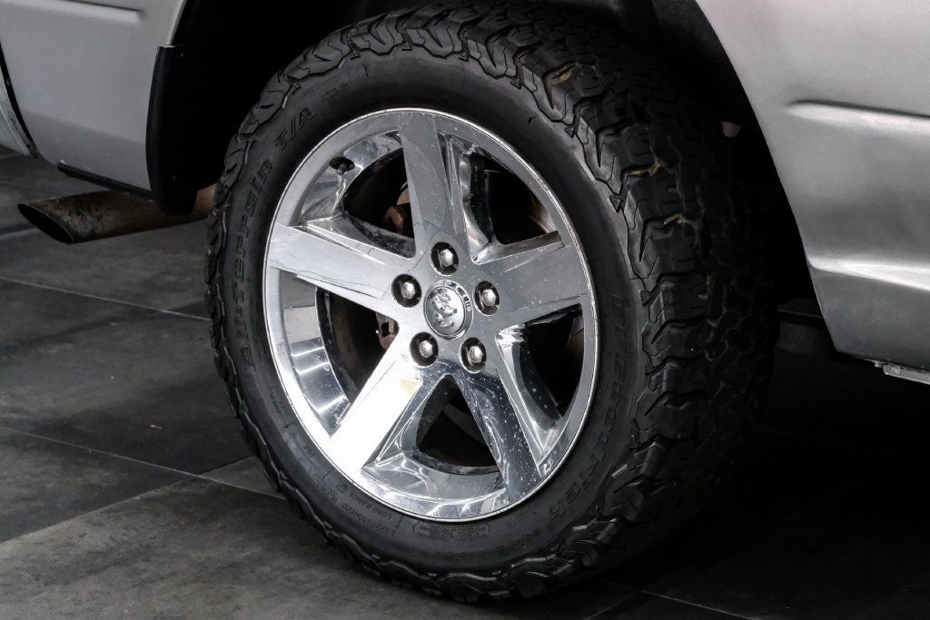 Used 2021 RAM 1500 Classic SLT AWD/4WD image 63