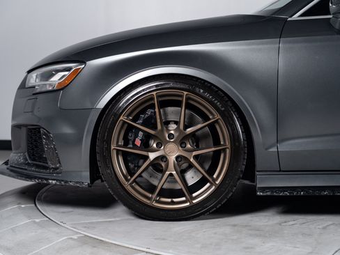 Used 2018 Audi RS 3 w/ Technology Package AWD/4WD image 3