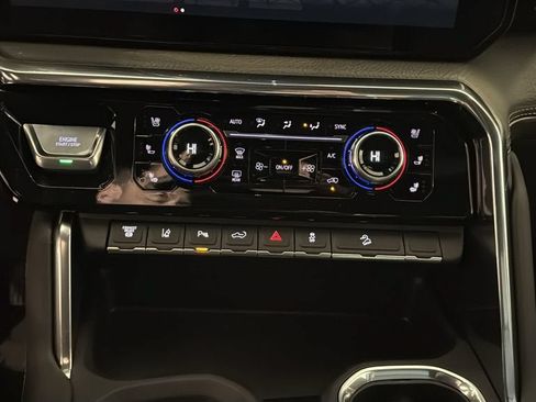 New 2026 GMC Sierra 3500 Denali AWD/4WD image 26