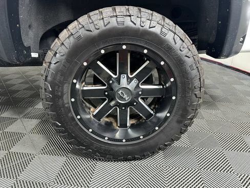 Used 2022 Chevrolet Silverado 2500 LT w/ Convenience Package AWD/4WD image 13
