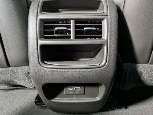 Certified 2023 Cadillac XT5 Premium Luxury w/ LPO, Floor Liner Package image 28