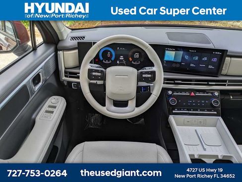 Used 2025 Hyundai Santa Fe SEL FWD image 21