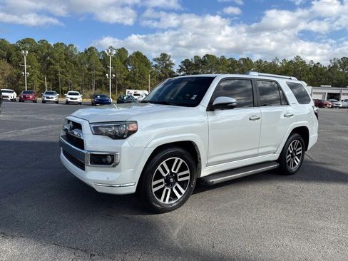Used 2016 Toyota 4Runner SR5 image 7