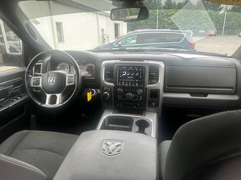 Used 2021 RAM 1500 Warlock AWD/4WD image 2