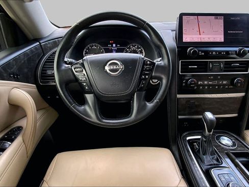 Used 2021 Nissan Armada Platinum w/ Captain's Chairs Package RWD image 6