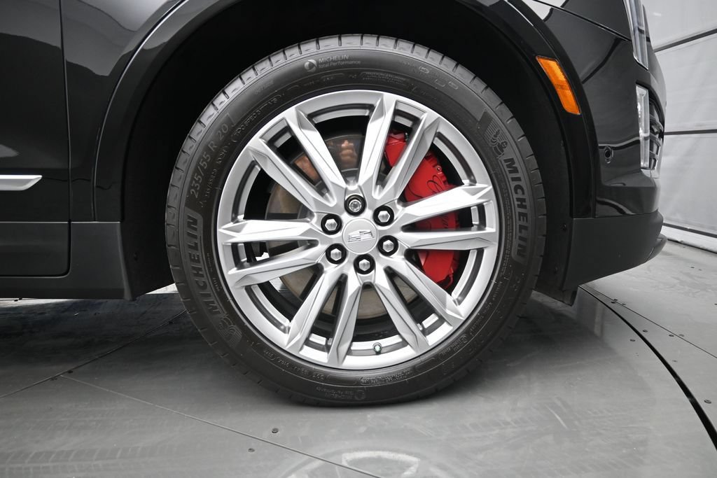 Certified 2023 Cadillac XT5 Sportv w/ Technology Package AWD/4WD image 36