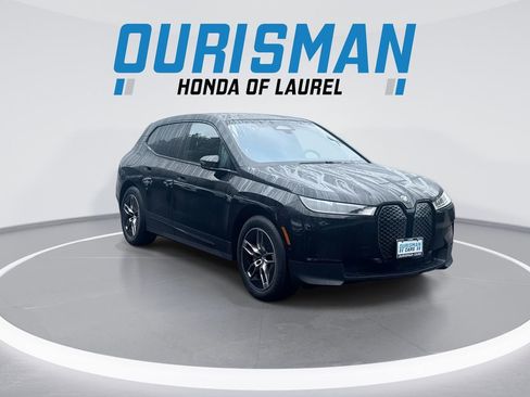 Used 2023 BMW iX xDrive50 AWD/4WD image 2