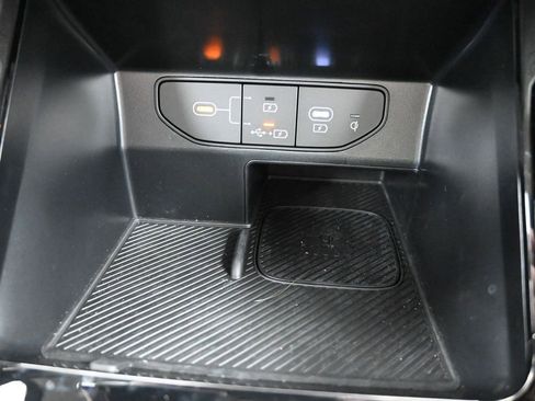 New 2025 Kia Sorento SX AWD/4WD image 23