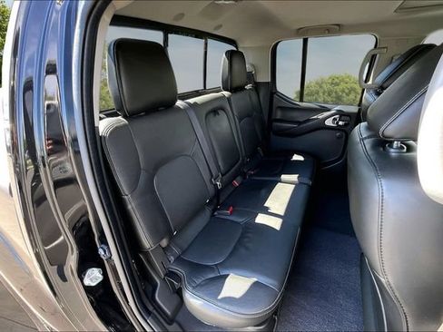 Used 2021 Nissan Frontier PRO-4X w/ Pro-4x Utility Package AWD/4WD image 25