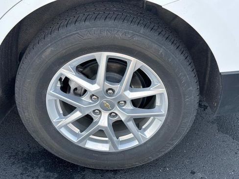 Used 2024 Chevrolet Equinox LT AWD/4WD image 35