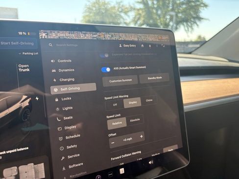 Used 2024 Tesla Model Y Long Range AWD/4WD image 19
