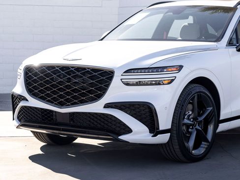 Used 2026 Genesis GV70 3.5T Sport Prestige image 4