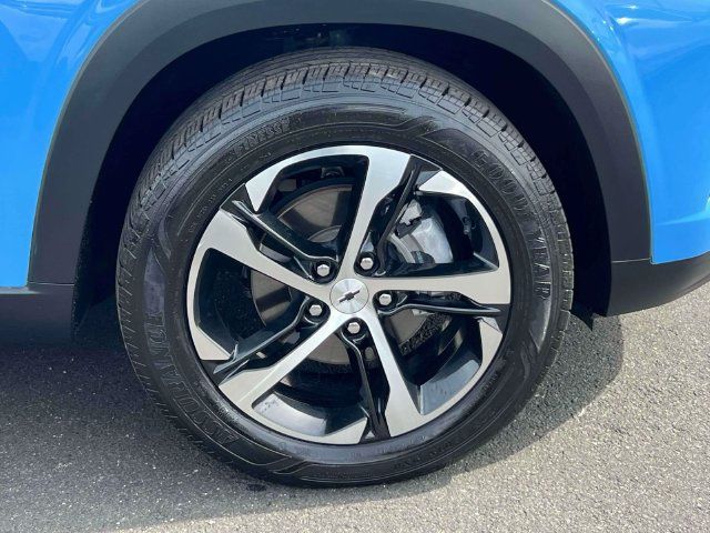 Used 2024 Chevrolet Trax RS w/ Driver Confidence Package FWD image 8