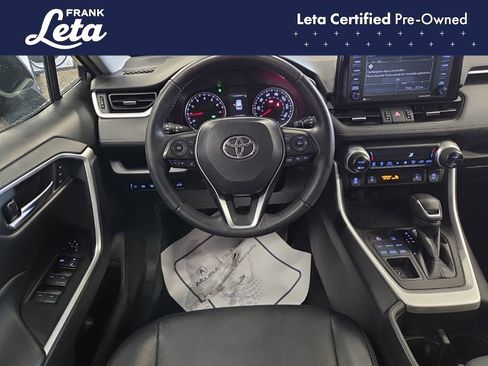 Used 2022 Toyota RAV4 XLE Premium AWD/4WD image 18
