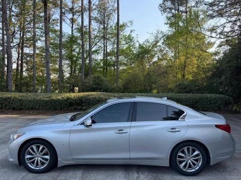 Used 2014 INFINITI Q50 Premium w/ Navigation Package RWD image 9