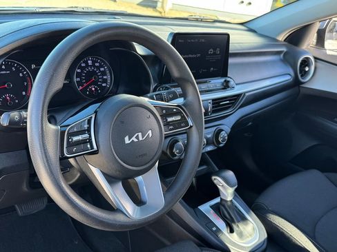 Used 2023 Kia Forte LXS image 20