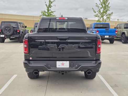 New 2026 RAM 1500 2WD Crew Cab image 3