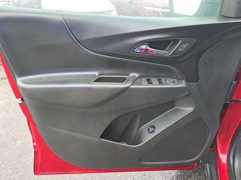 Used 2024 Chevrolet Equinox LT image 21