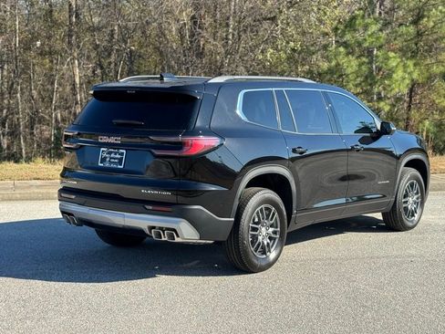 New 2026 GMC Acadia Elevation image 12