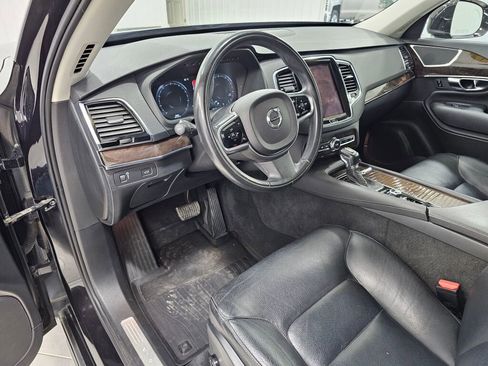 Used 2016 Volvo XC90 T6 Momentum AWD/4WD image 31
