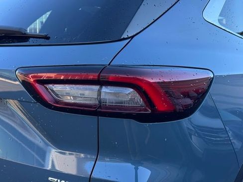 Used 2023 Ford Escape Platinum image 11