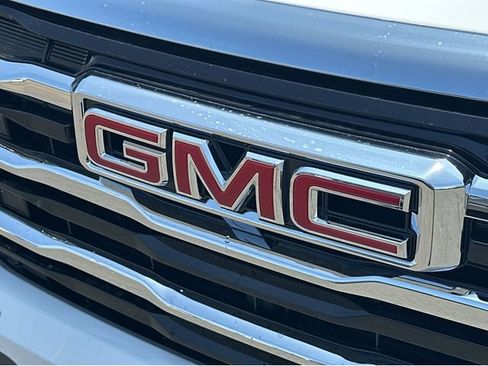 New 2026 GMC Terrain Elevation w/ LPO, Floor Liner Package FWD image 35