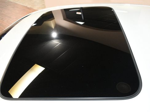 Used 2020 BMW 530i w/ Premium Package RWD image 49
