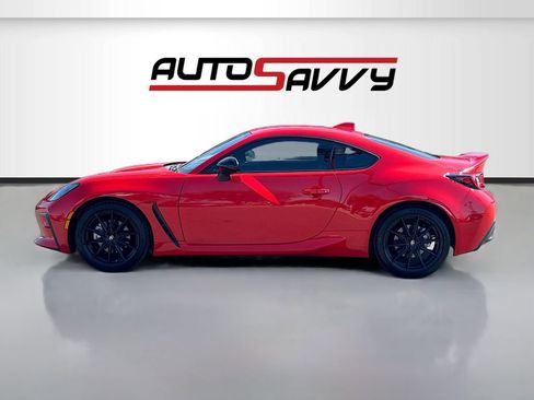 Used 2023 Toyota GR86 Premium image 4