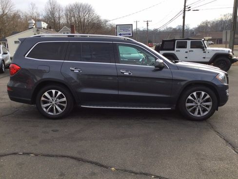 Used 2016 Mercedes-Benz GL 450 4MATIC image 4