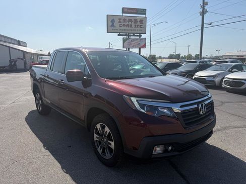 Used 2017 Honda Ridgeline RTL-T image 3