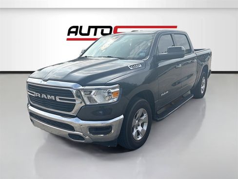 Used 2019 RAM 1500 Big Horn image 3