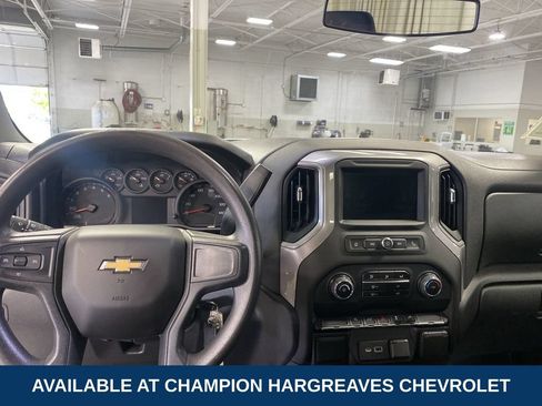 Used 2022 Chevrolet Silverado 1500 W/T w/ WT Value Package AWD/4WD image 27