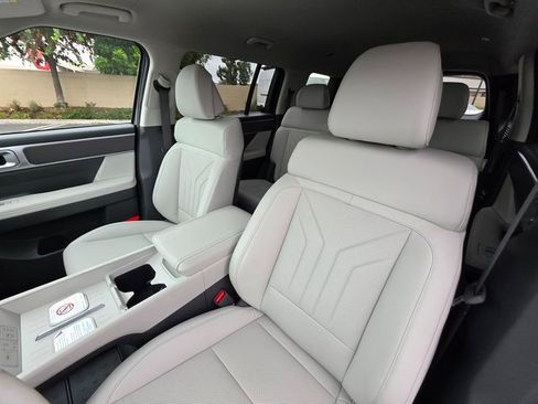 New 2026 Hyundai Santa Fe SEL image 15