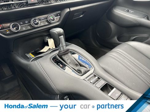 Used 2023 Honda HR-V EX-L image 17