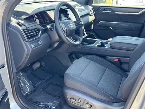 New 2025 GMC Acadia Elevation image 9